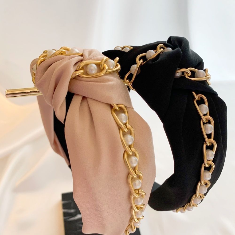 CHLOE  Chain & Pearls Knotted Headband - 1 Piece - Black